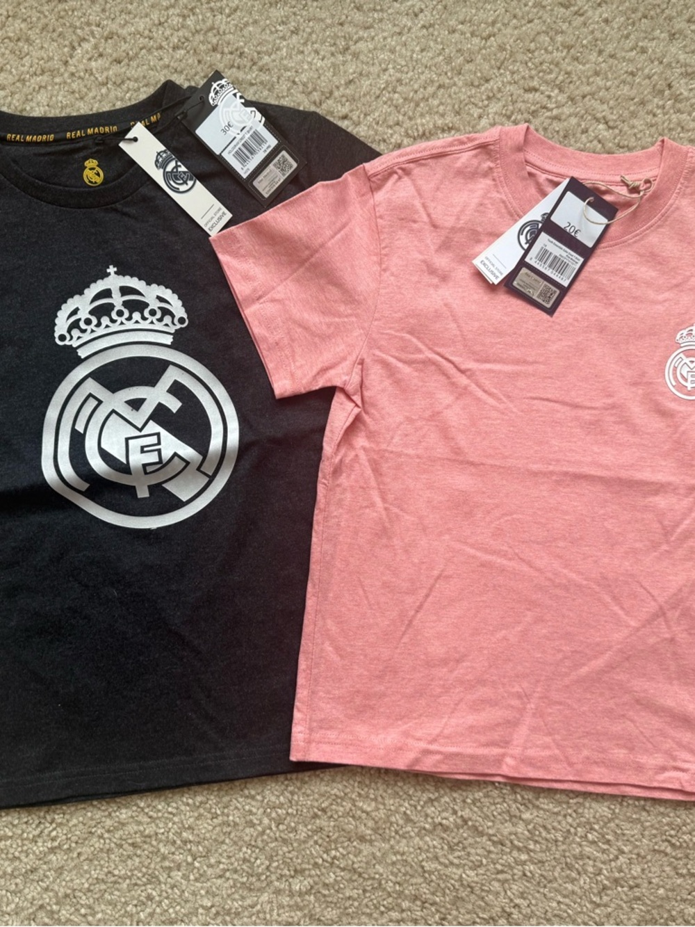 Real Madrid Kids' Short Sleeve T-Shirt Bundle can only purchase at stadium